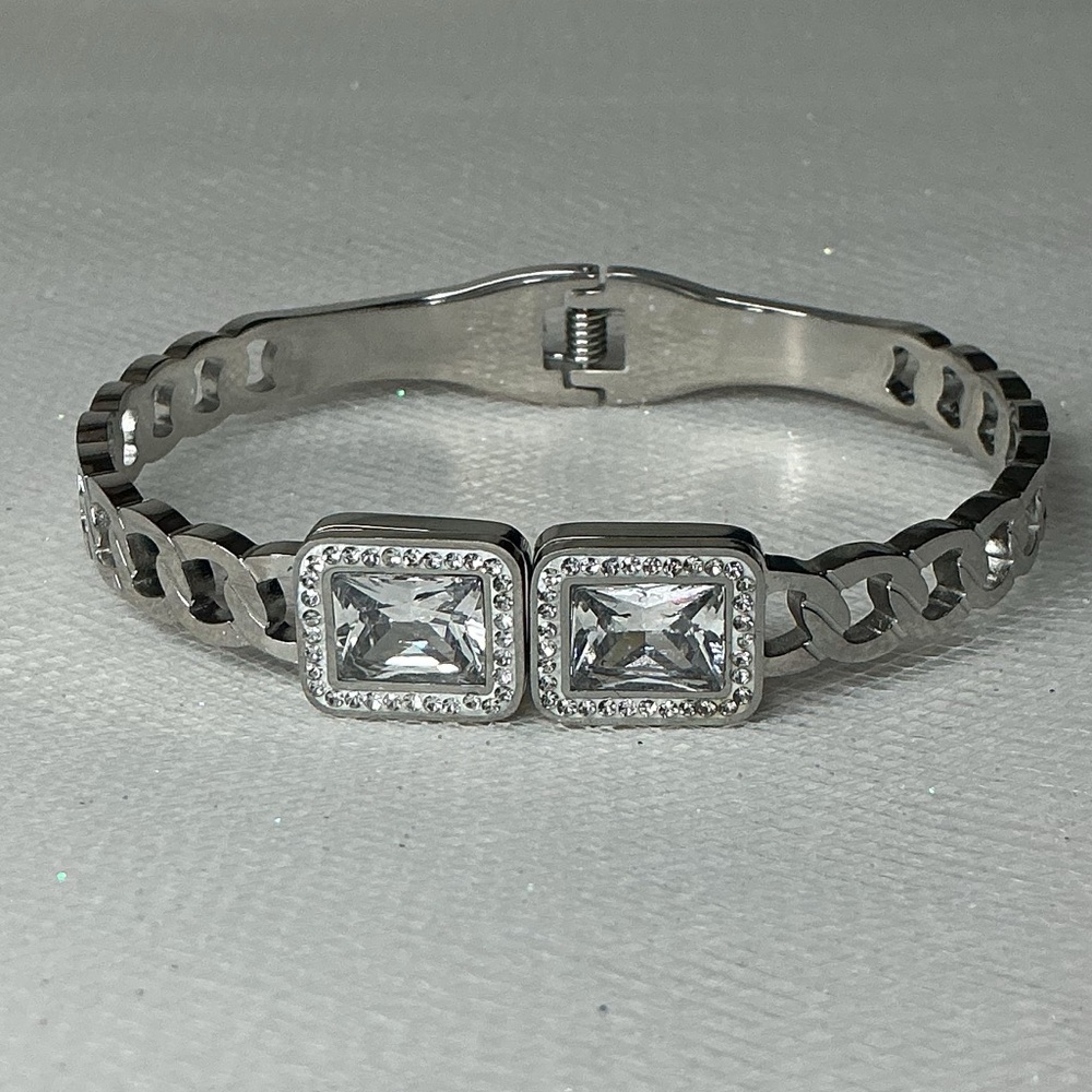 💋Hypoallergenic Silver CZ Emerald Cut Double Station Bracelet Link Design